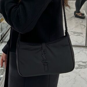 Yves Saint Laurent Le 5 à 7 crossbody bag